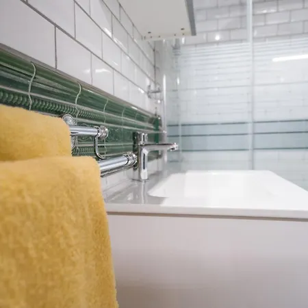 Da Eva * 圣克鲁斯-德特内里费